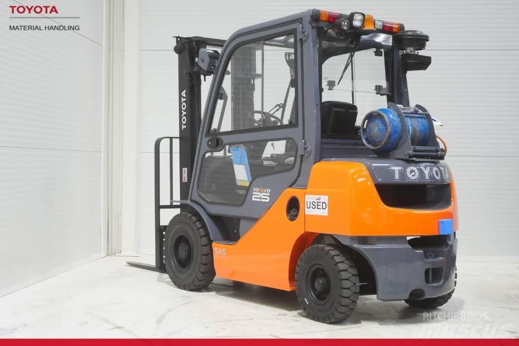 Toyota 02-8 FGF 25 LPG'li forkliftler