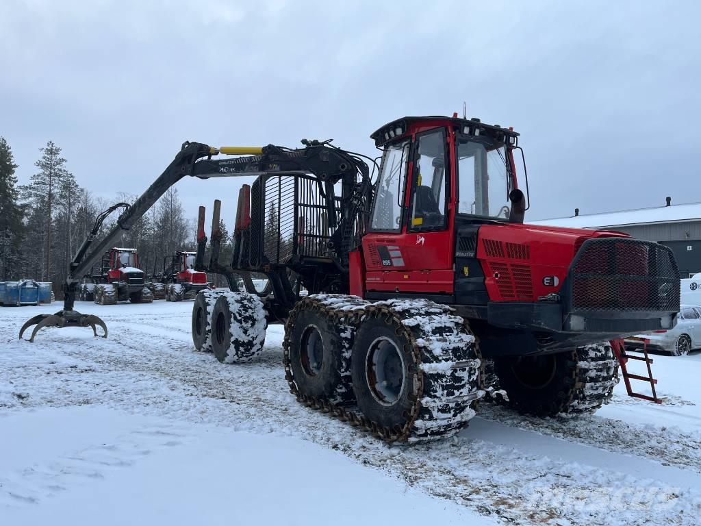 Komatsu 895 Tomruk yükleyici traktörler