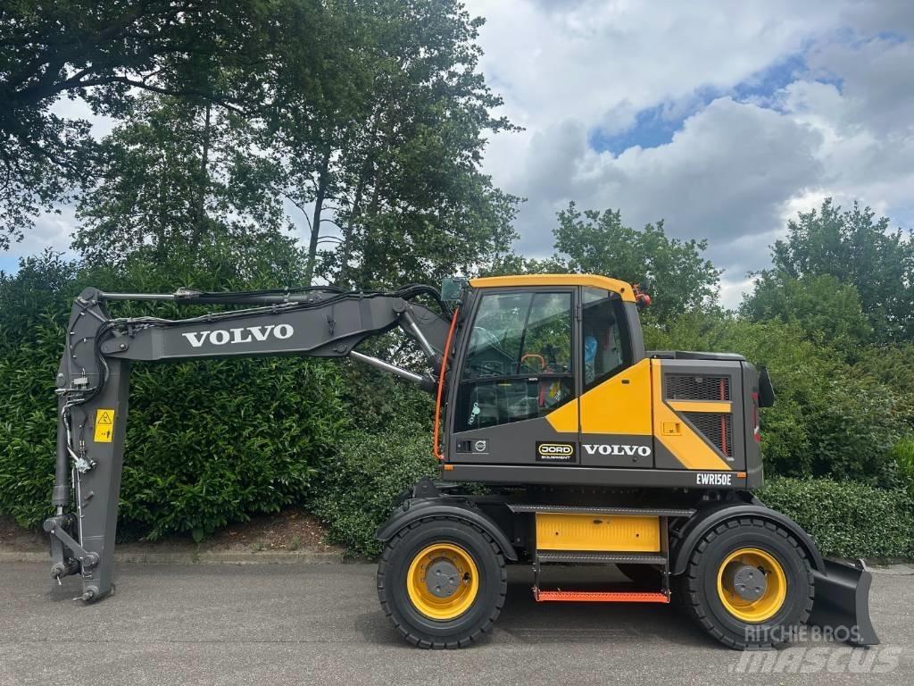 Volvo EWR 150 E Lastik tekerli ekskavatörler