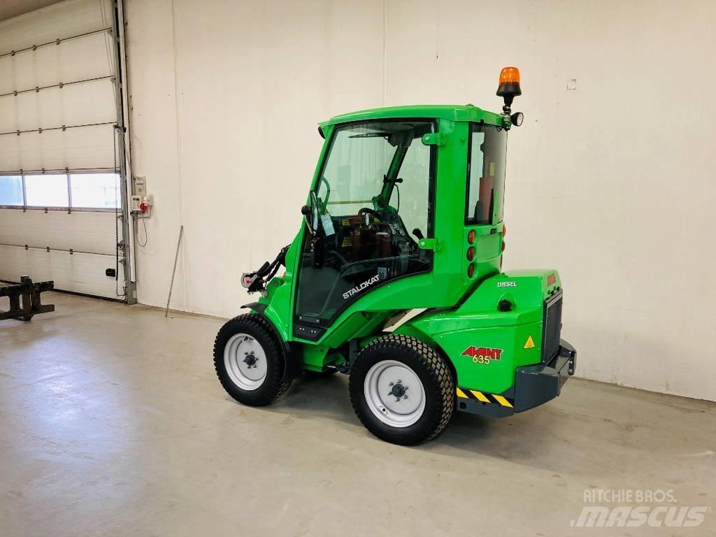 Avant 635 Mini yükleyiciler