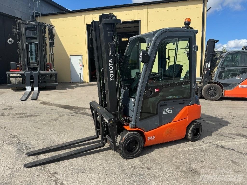 Toyota 8FBMK20T Elektrikli forkliftler