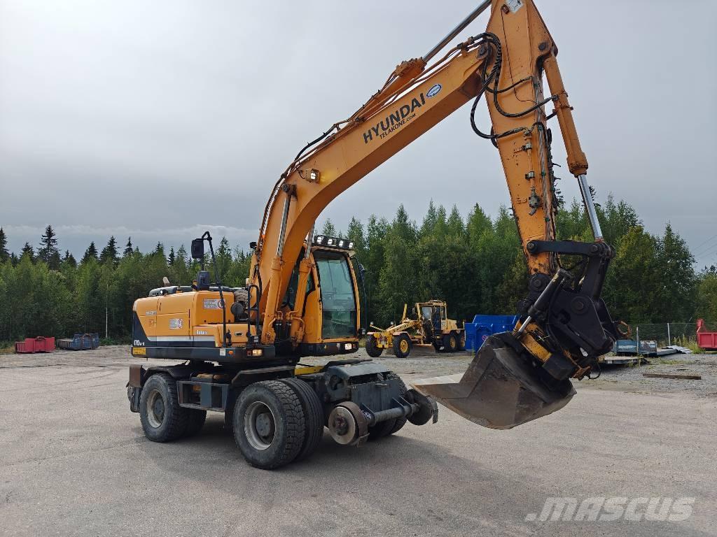 Hyundai R170-W9 Lastik tekerli ekskavatörler