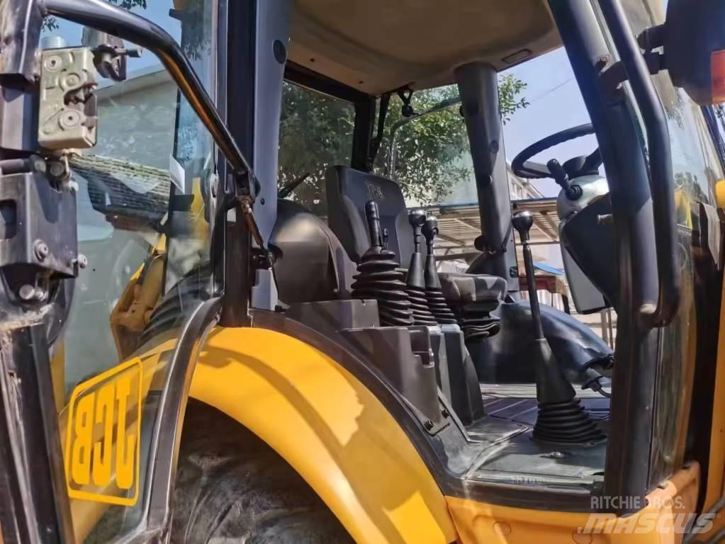 JCB 3 CX Kazıcı yükleyiciler - beko loder
