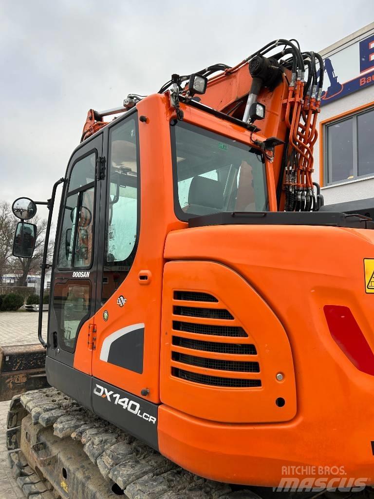 Doosan DX140LCR-5 Paletli ekskavatörler
