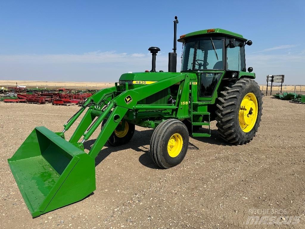 John Deere 4230 Traktörler