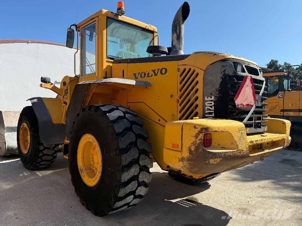 Volvo L 120 E Tekerlekli yükleyiciler