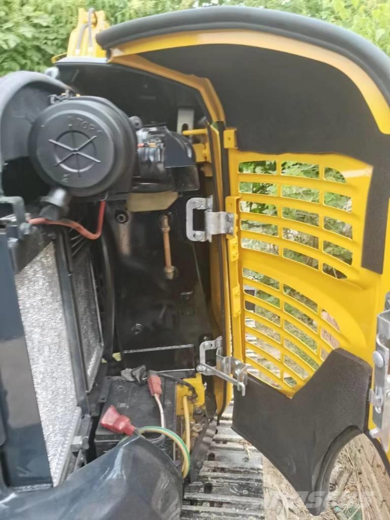Komatsu PC 35 MR Mini ekskavatörler, 7 tona dek