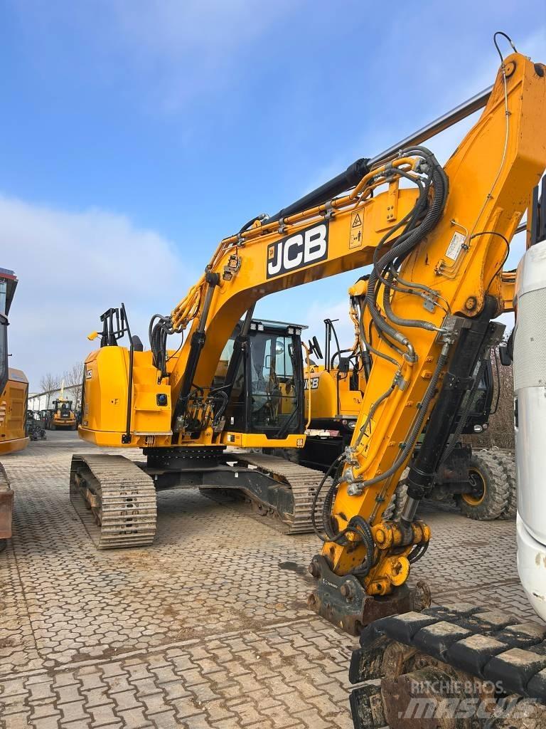 JCB 245 XR Paletli ekskavatörler