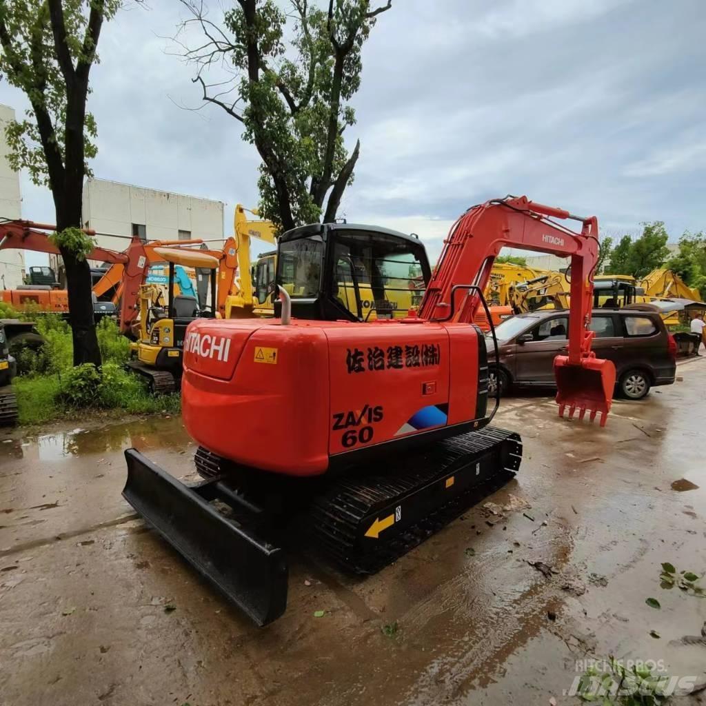 Hitachi ZX 60 Mini ekskavatörler, 7 tona dek