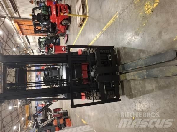 Manitou MI25D Arazi tipi forklift