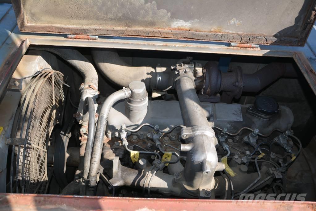 Hitachi KH 125-3 Paletli vinçler