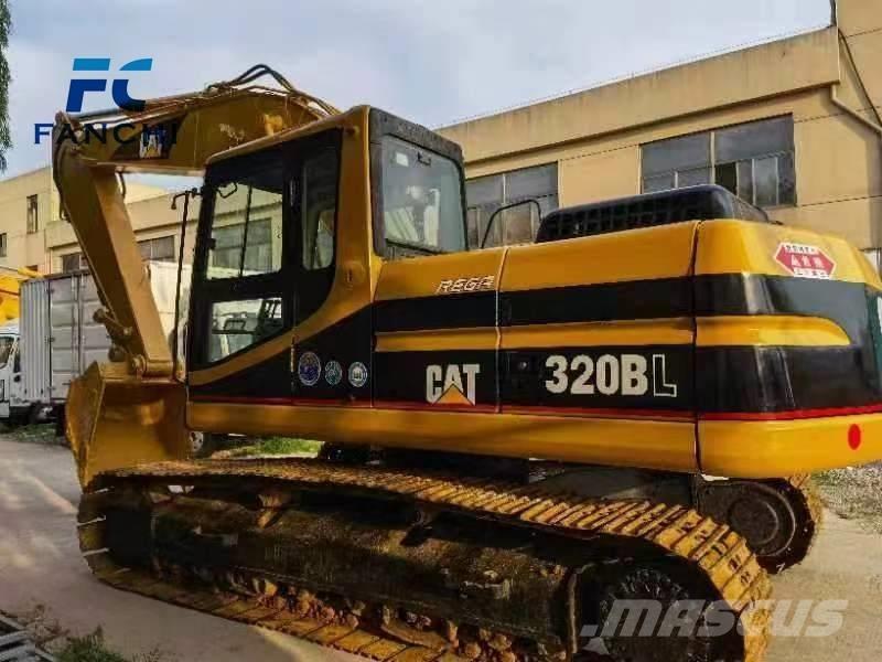 CAT 320 B L Paletli ekskavatörler