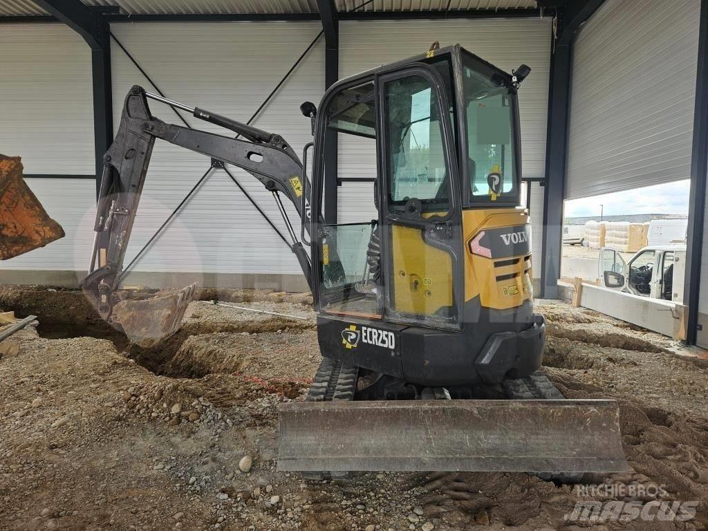 Volvo ECR 25 D Mini ekskavatörler, 7 tona dek
