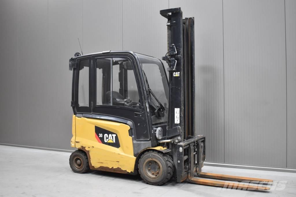 CAT EP 30 CN Elektrikli forkliftler