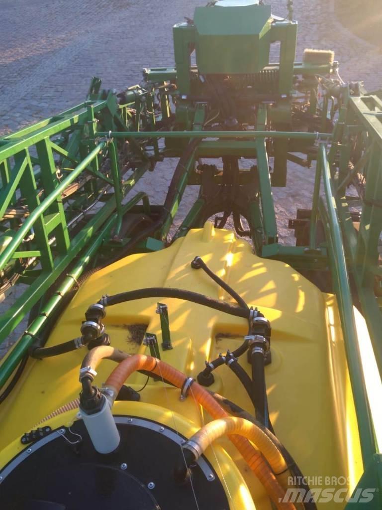 John Deere R944i Çekilir pülverizatörler