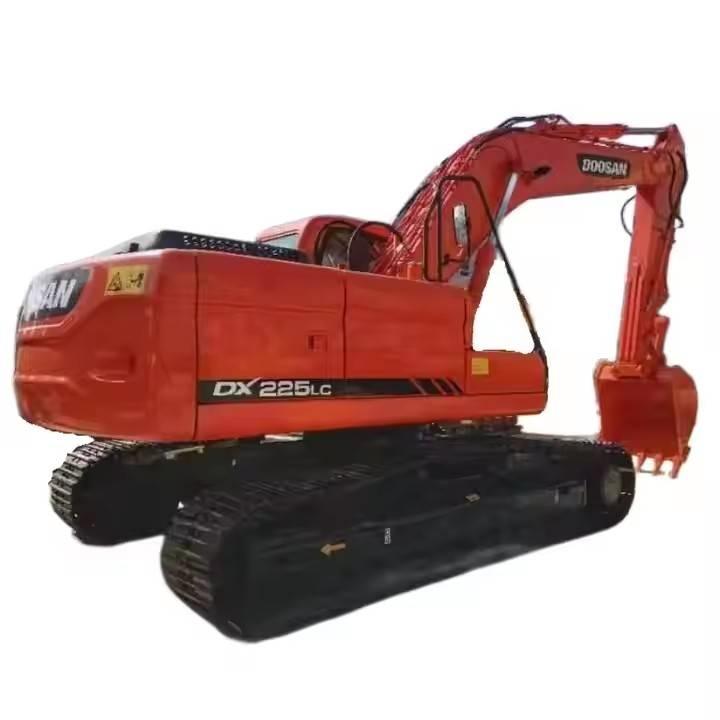 Doosan DX 225 LC Paletli ekskavatörler