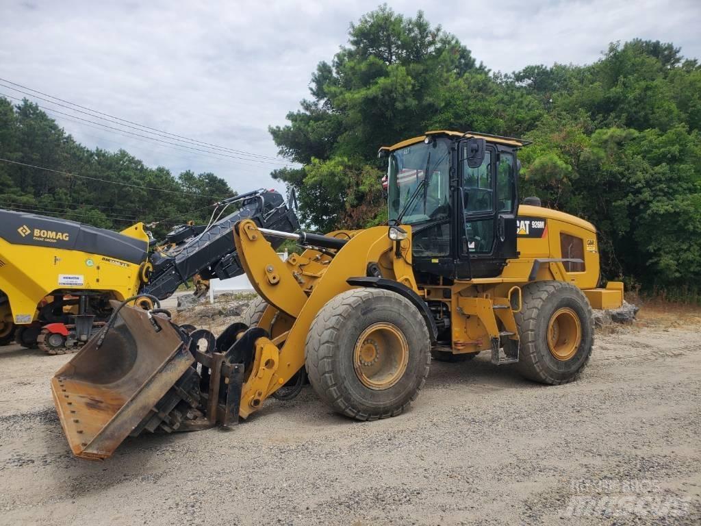 CAT 926M Tekerlekli yükleyiciler