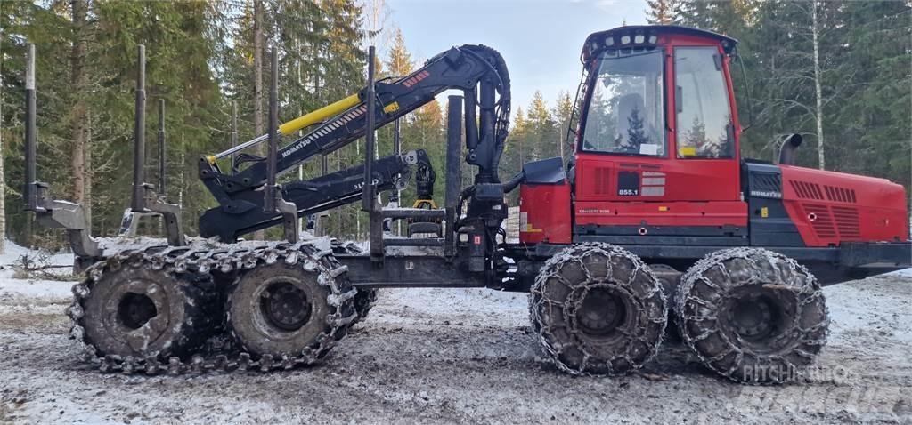 Komatsu 855.1 Tomruk yükleyici traktörler