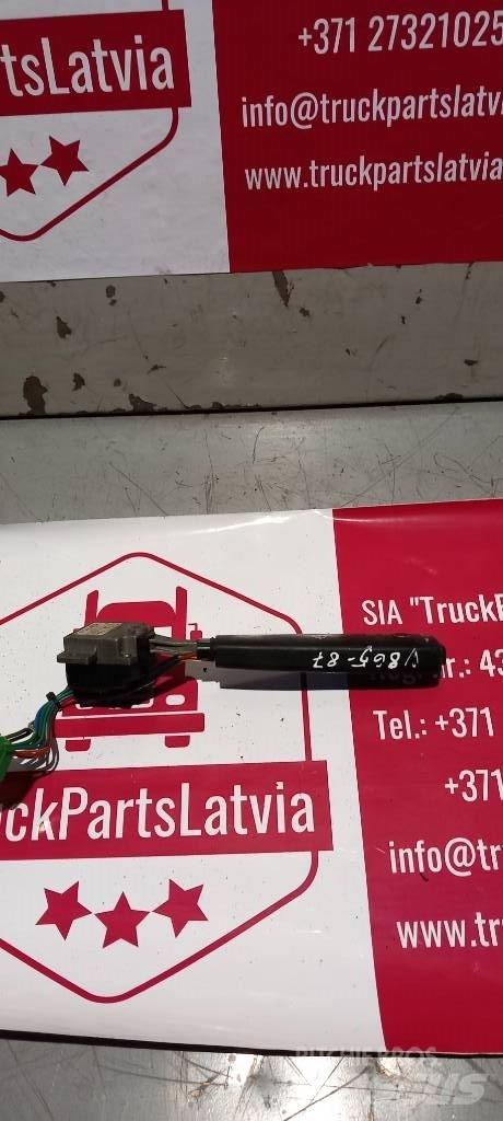 Volvo FH 12.     20553788 Kabinler