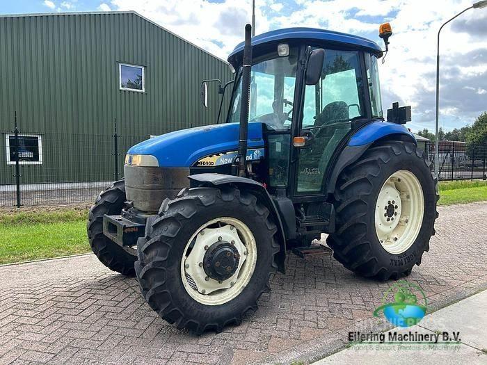 New Holland TD90 D Traktörler