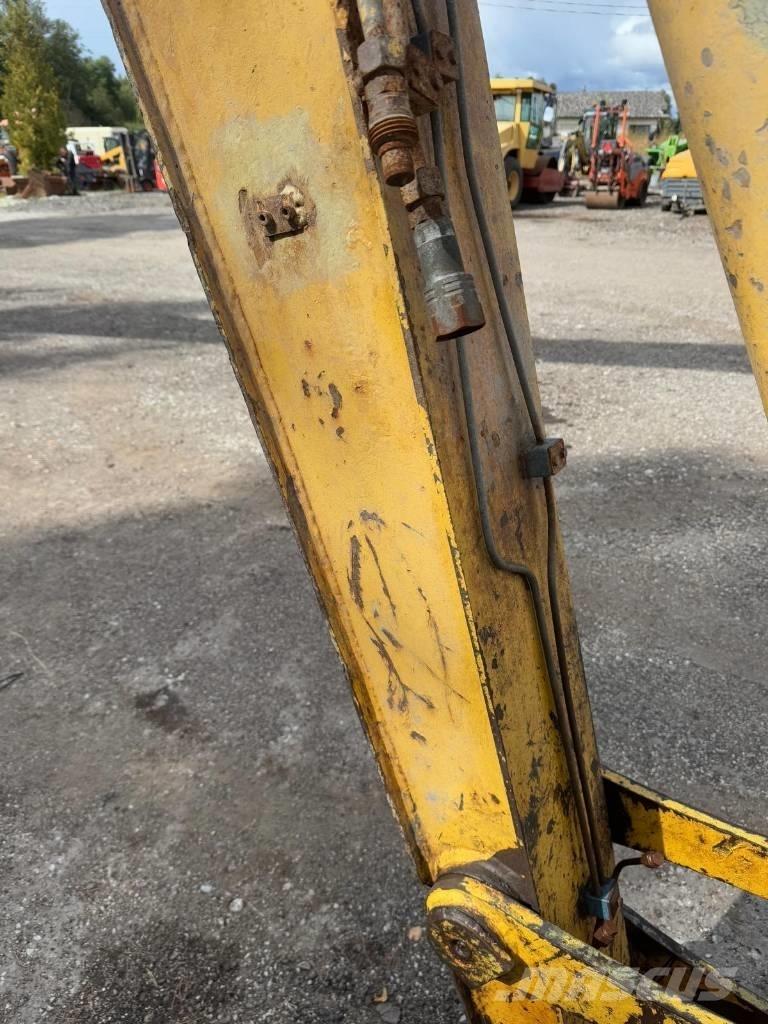 New Holland E 215 Uzun bomlu ekskavatörler