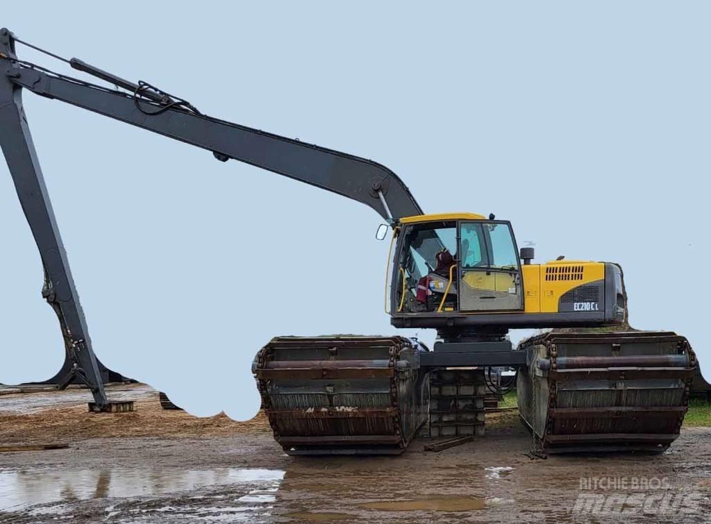 Volvo EC 210 C L Amfibi Ekskavatörler