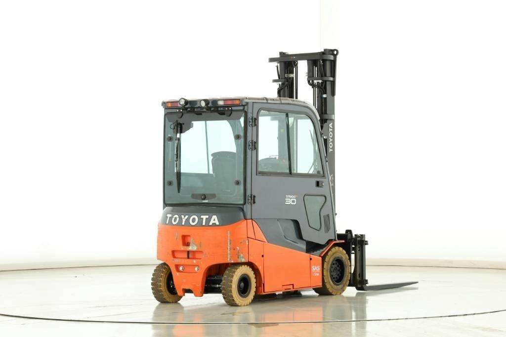 Toyota 8 FBMT 30 Elektrikli forkliftler