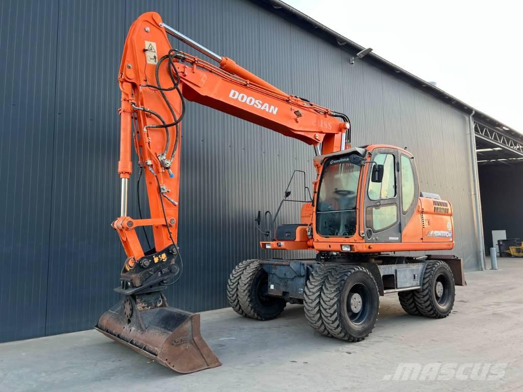 Doosan DX170W Lastik tekerli ekskavatörler