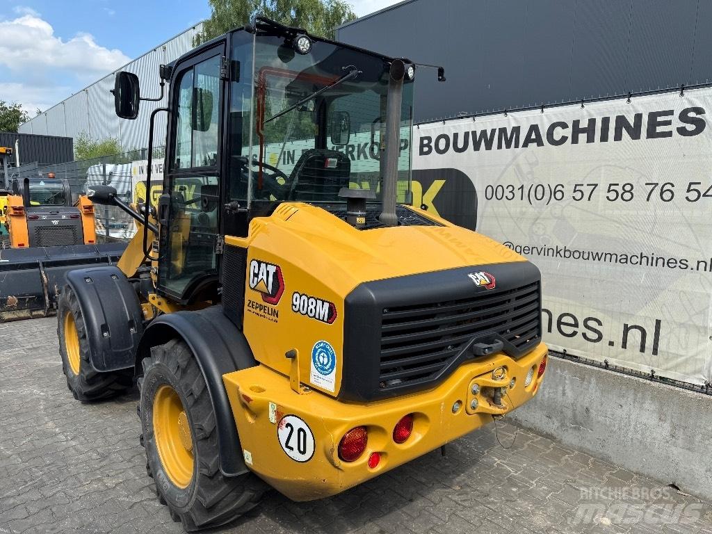 CAT 908 M Tekerlekli yükleyiciler