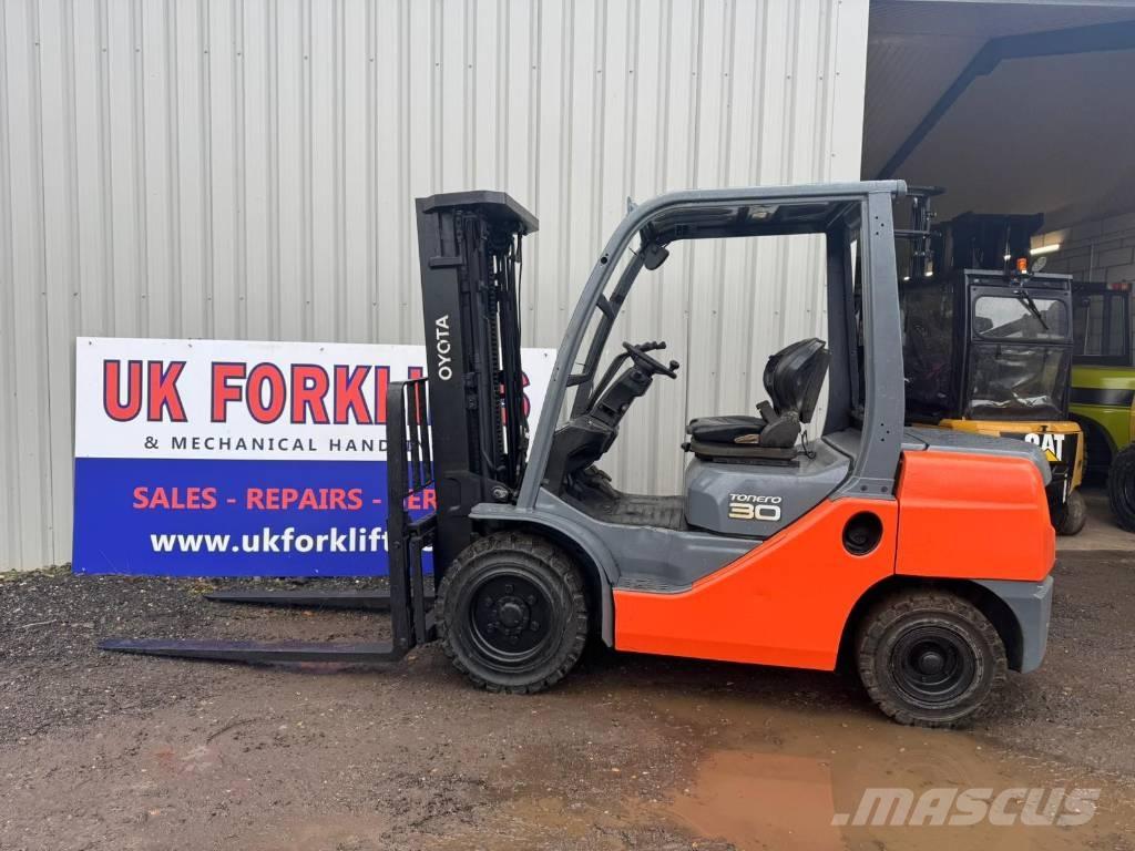 Toyota 8 FDF 30 Dizel forkliftler