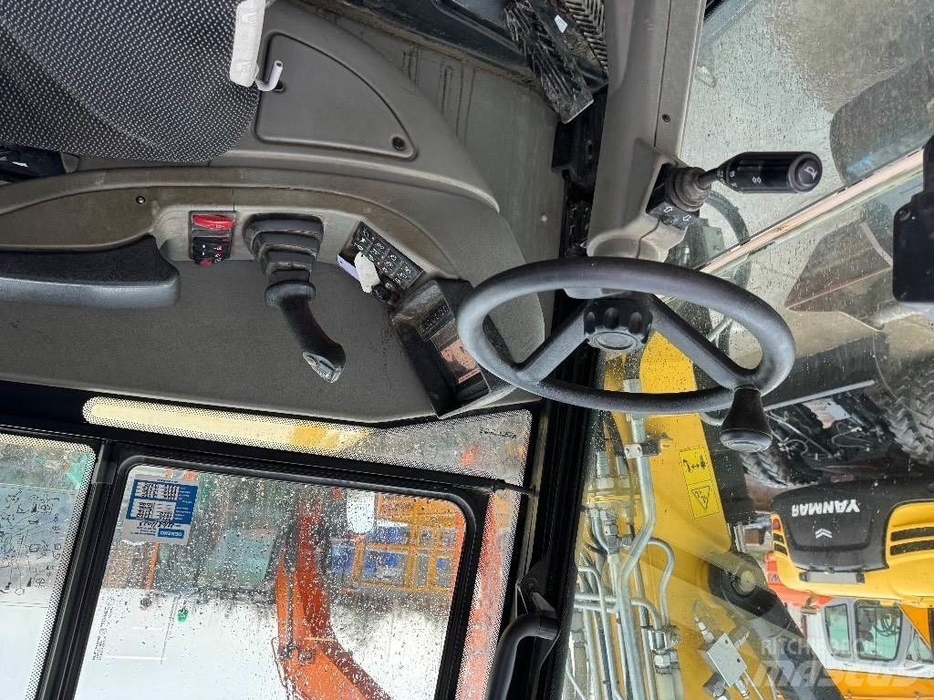 Yanmar B95W (40408) Lastik tekerli ekskavatörler