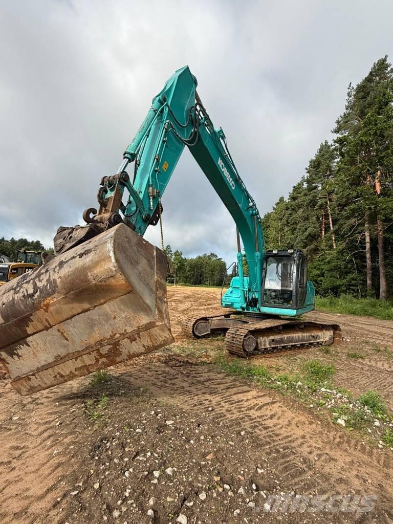 Kobelco SK 210 LC Paletli ekskavatörler