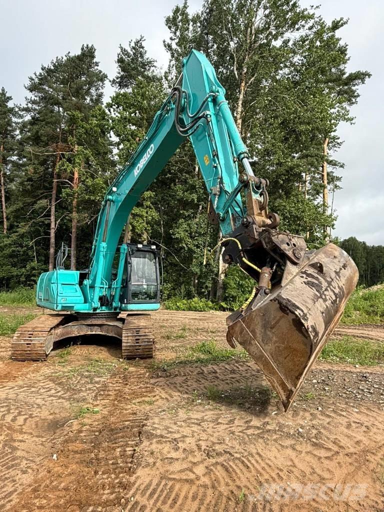 Kobelco SK 210 LC Paletli ekskavatörler