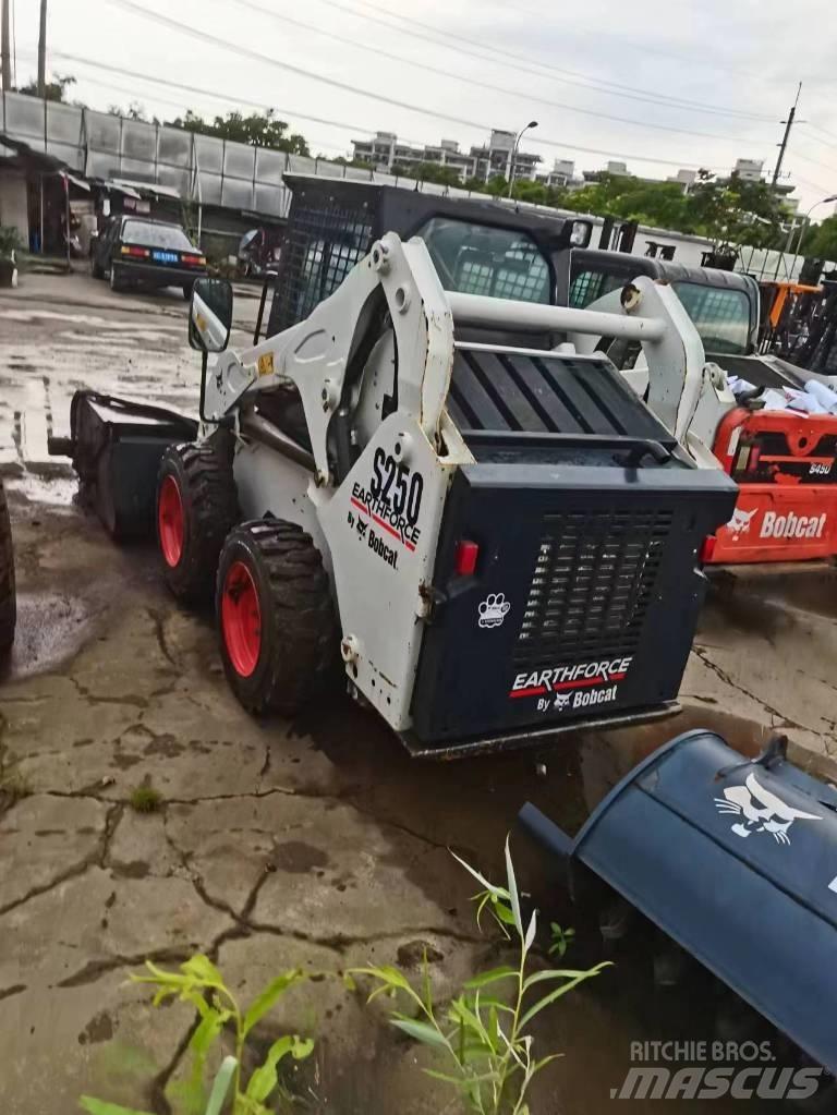 Bobcat S 250 Skid steer loderler