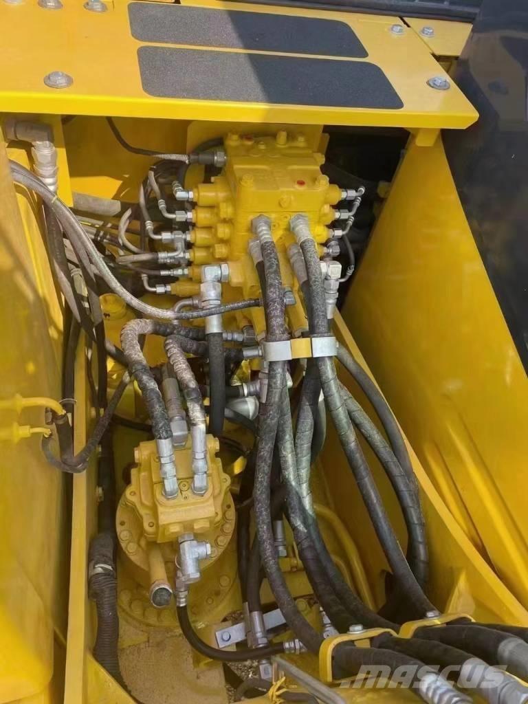 Komatsu PC 110 Paletli ekskavatörler