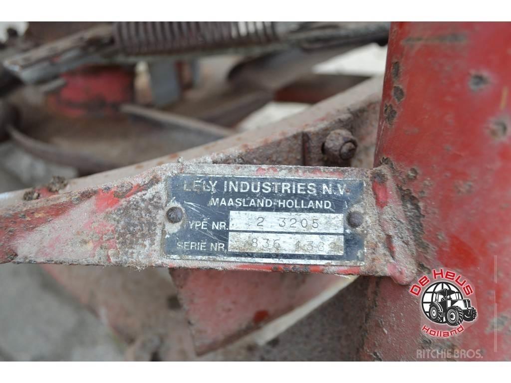 Lely 1250 Mineral gübre dagiticilar