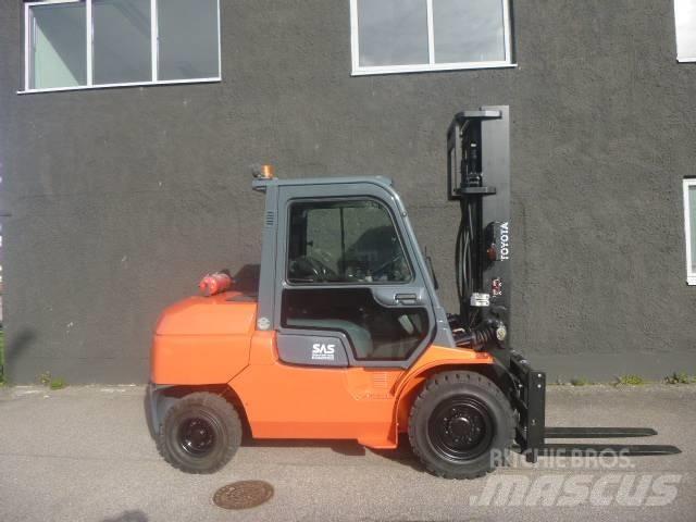 Toyota 7 FD A 50 Dizel forkliftler