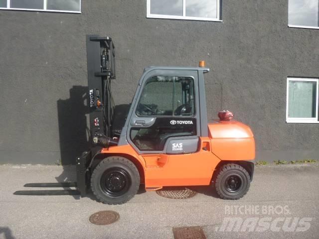 Toyota 7 FD A 50 Dizel forkliftler