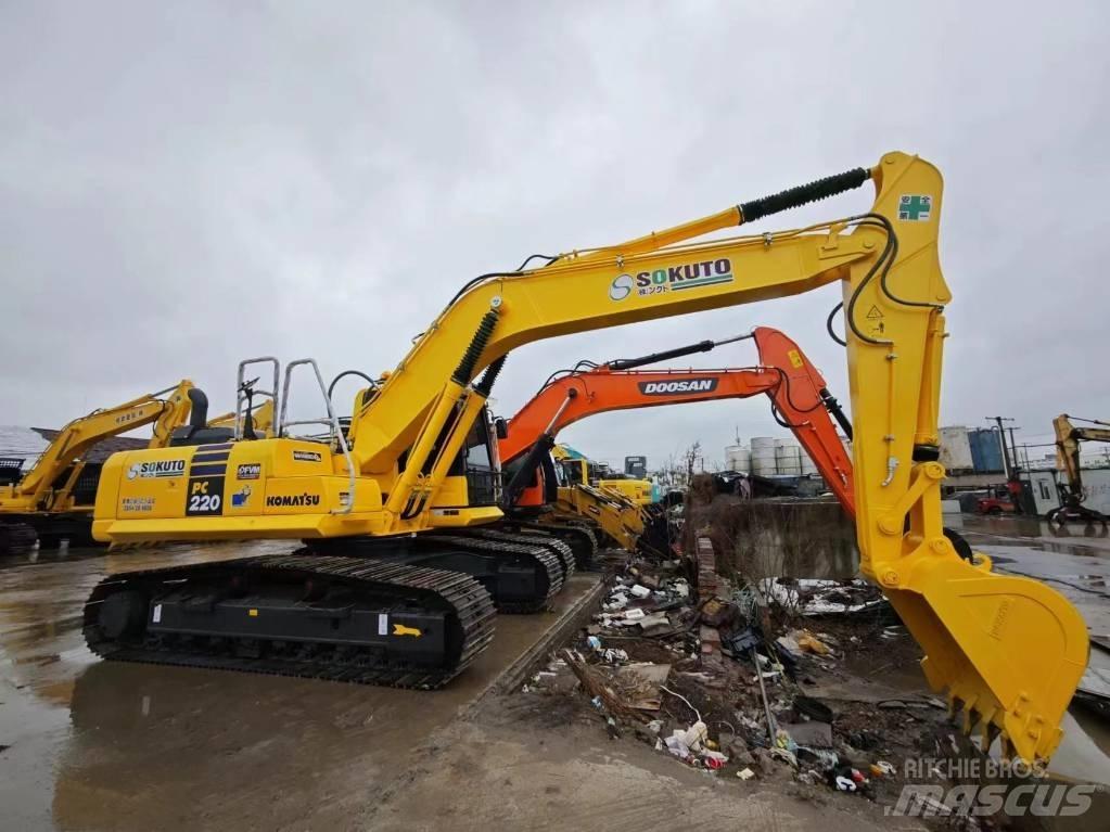 Komatsu PC 220-8 Paletli ekskavatörler