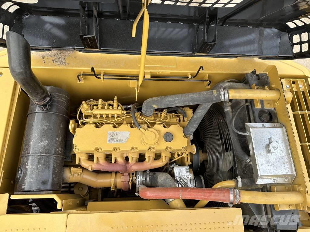 CAT 320 D Paletli ekskavatörler
