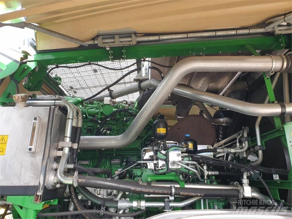 John Deere 8500 Silaj makinasi