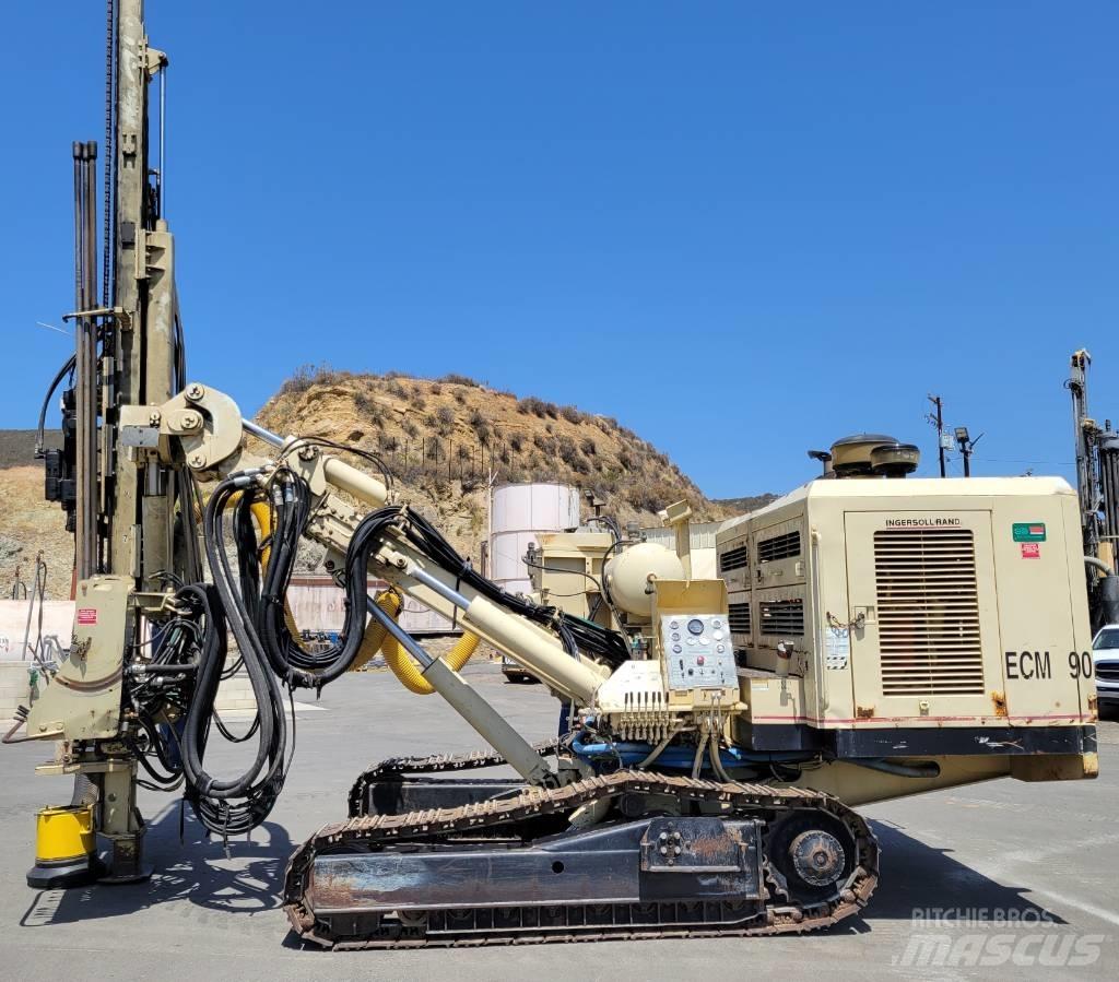 Atlas Copco ECM 490 Sondaj kuleleri