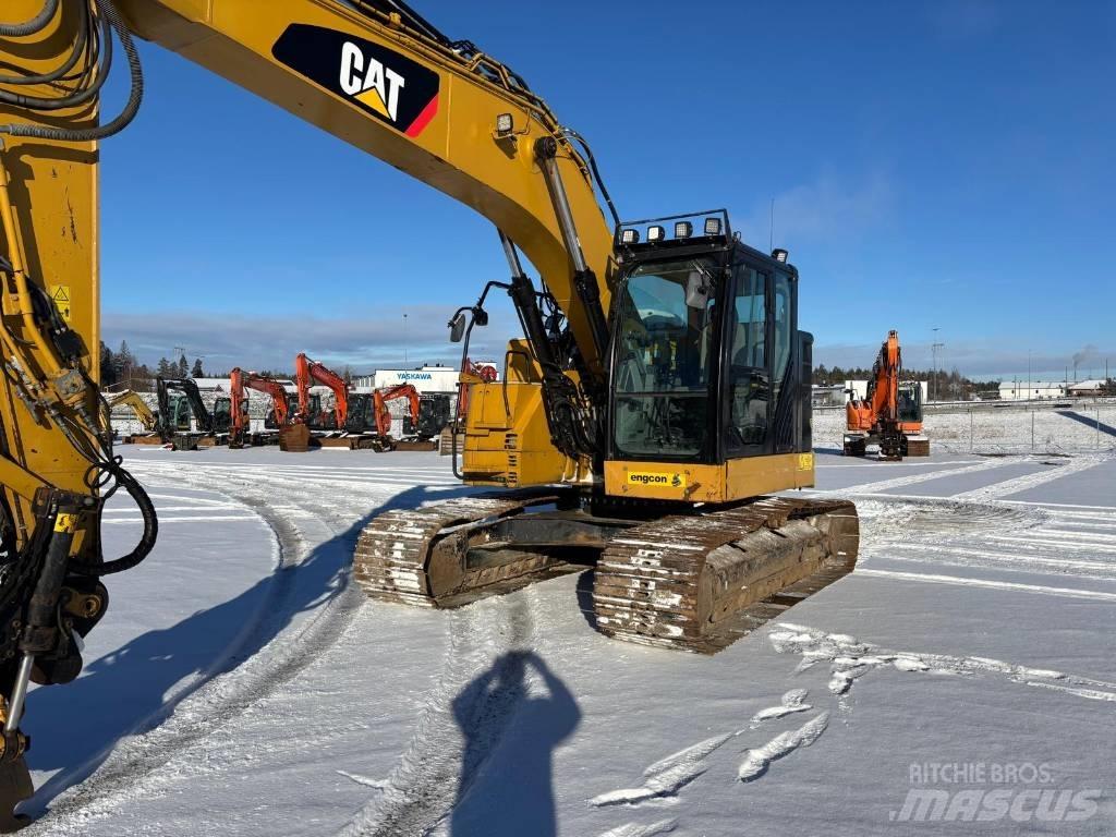 CAT 325 FL CR Paletli ekskavatörler