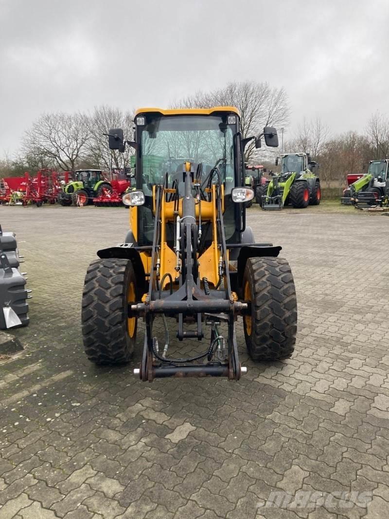 JCB 407 Tekerlekli yükleyiciler