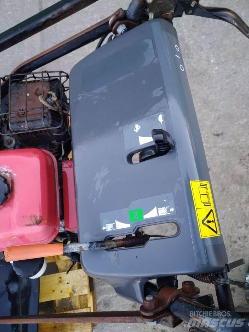 Jensen Graindozer Diger yem biçme makinalari