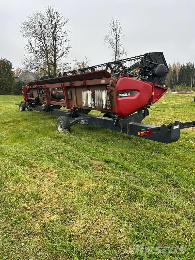 Case IH 8250 Biçerdöverler