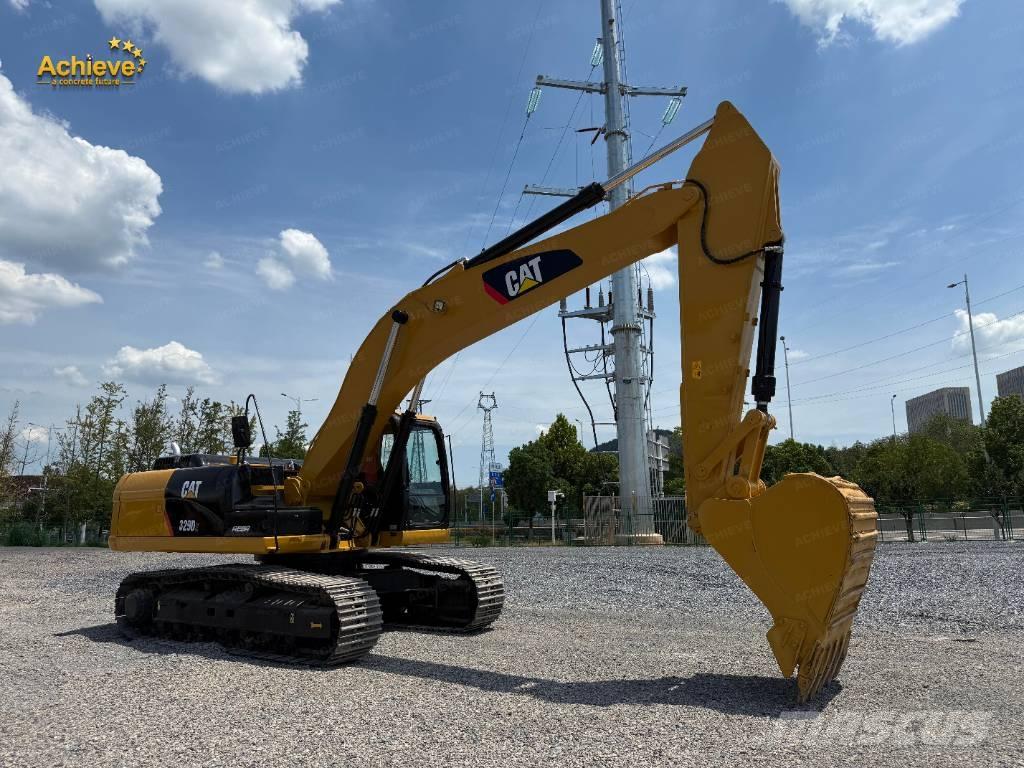 CAT 329 D Paletli ekskavatörler