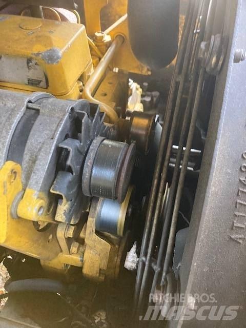 John Deere 200 LC Ağaç budama makineleri