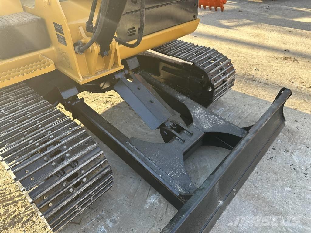 CAT 305.5E Paletli ekskavatörler