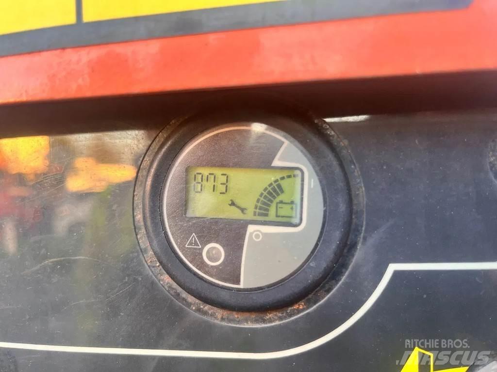 JLG E300AJP Körüklü personel platformları